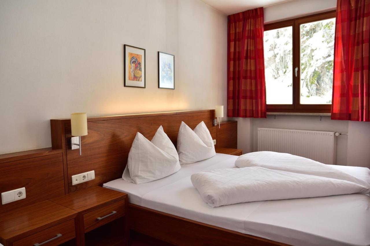 Hotel Krone Brunico Dış mekan fotoğraf