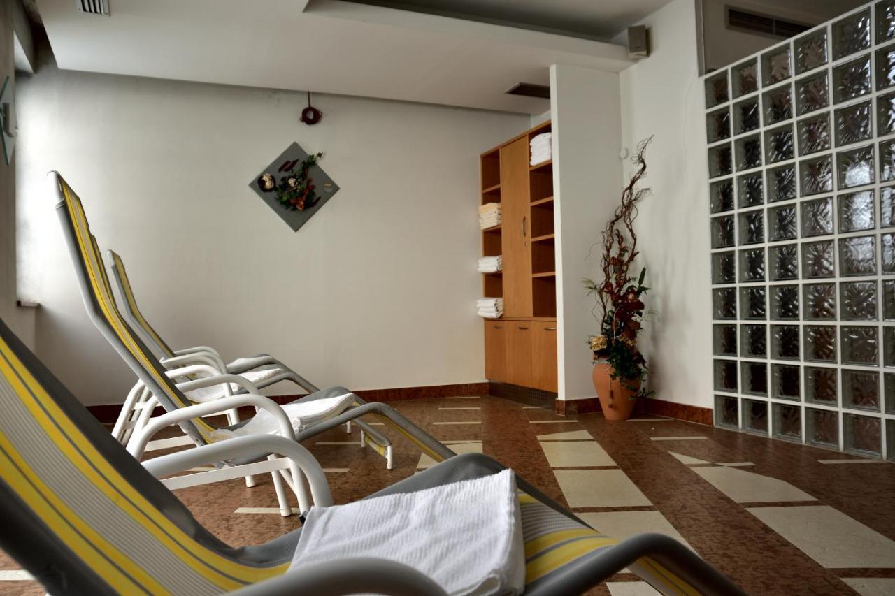 Hotel Krone Brunico Dış mekan fotoğraf