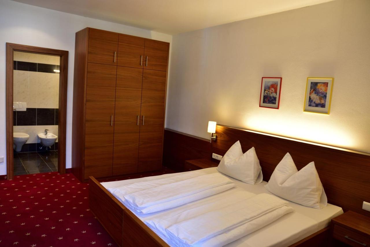 Hotel Krone Brunico Dış mekan fotoğraf