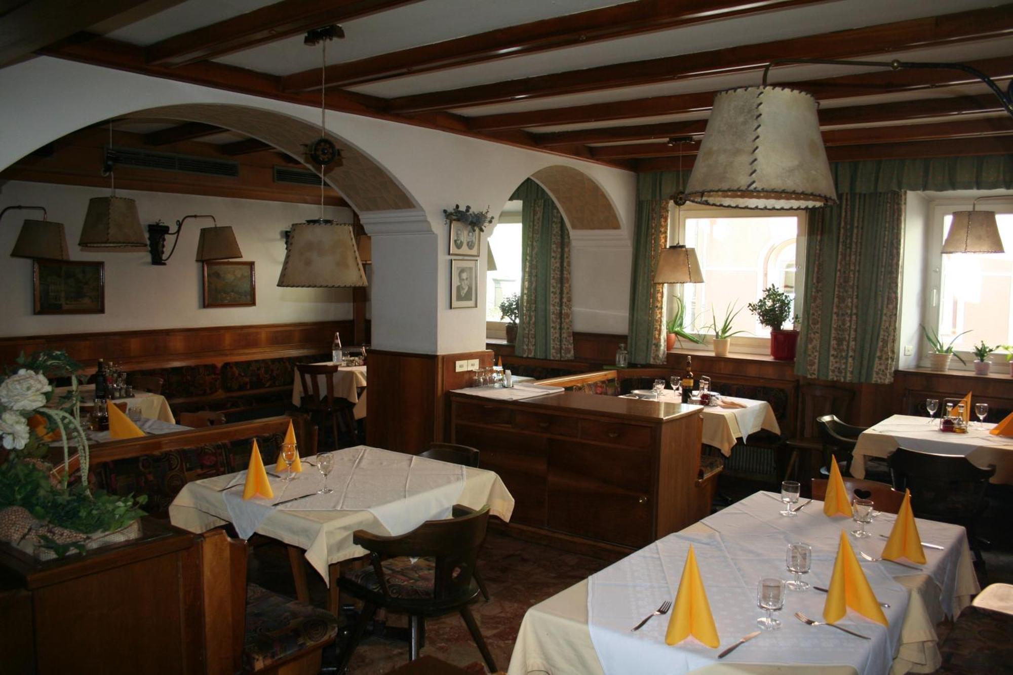 Hotel Krone Brunico Dış mekan fotoğraf